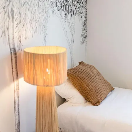 Elegant 2br With Terrace *